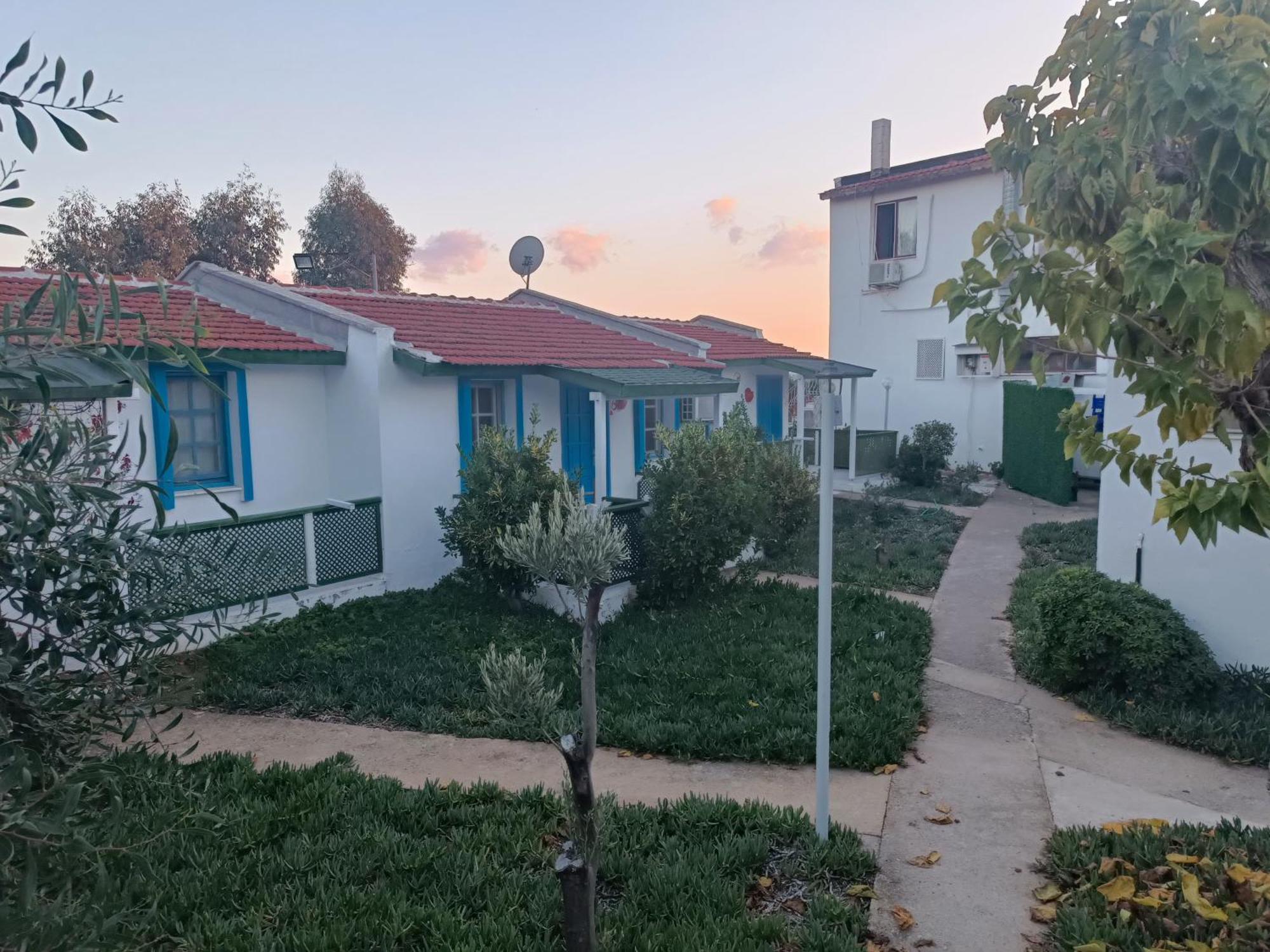 Teos Ormanci Tatil Koyu Hotel Seferihisar Exterior foto