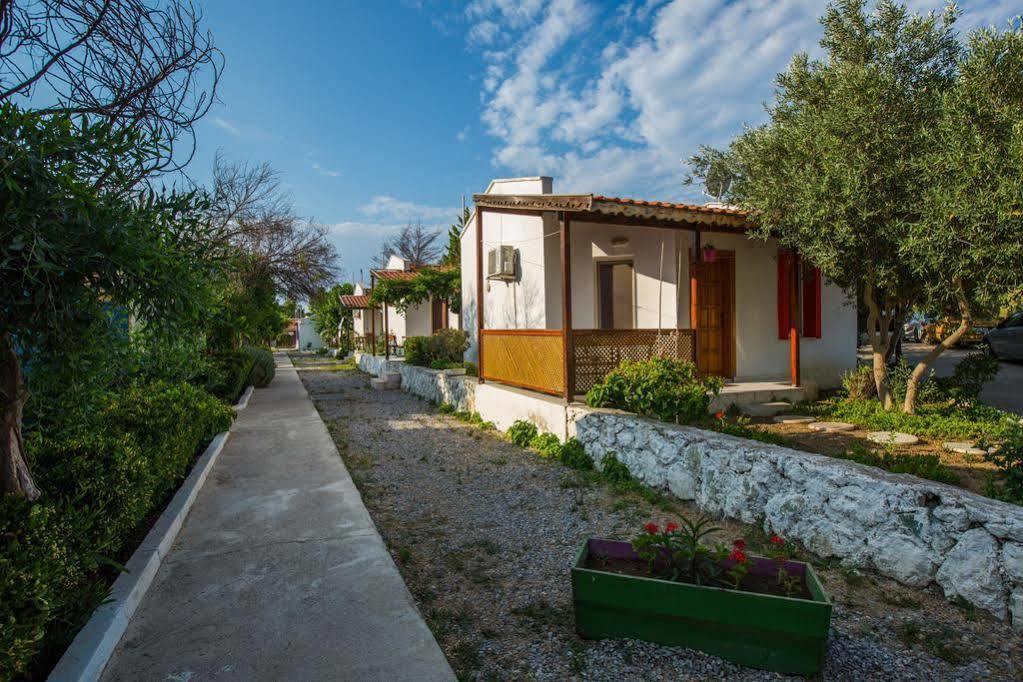 Teos Ormanci Tatil Koyu Hotel Seferihisar Exterior foto