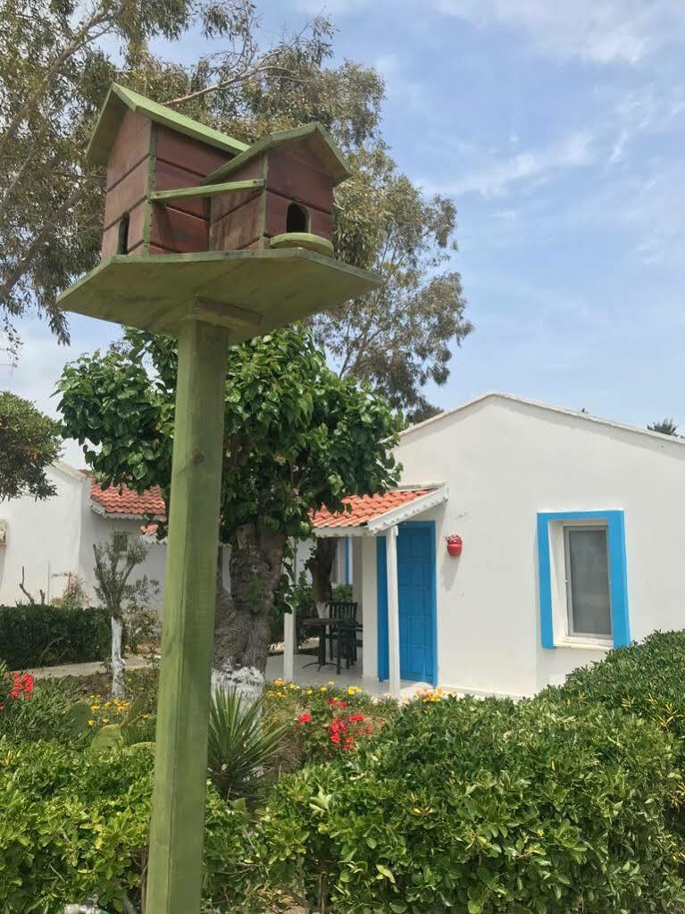 Teos Ormanci Tatil Koyu Hotel Seferihisar Exterior foto
